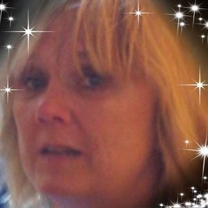 Meet your Posher, Dovie